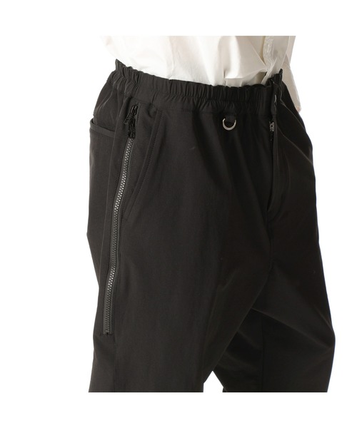 SOPHNET.（ソフネット）の「4WAY STRETCH WIDE CROPPED