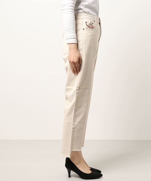 チチカカ(チチカカ)の「ヴィンテージパッチデニムパンツ(デニムパンツ・レディース・ホワイト/インディゴブルー・SMALL/MEDIUM/LARGE)」の5枚目の写真