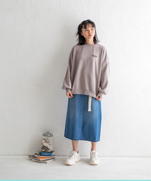Mysa&Liina(ミーサリーナ)の「ボーイズプリントプルオーバー(Tシャツ/カットソー・レディース・チャコールグレー/グレイッシュベージュ/キナリ・M)」の9枚目の写真
