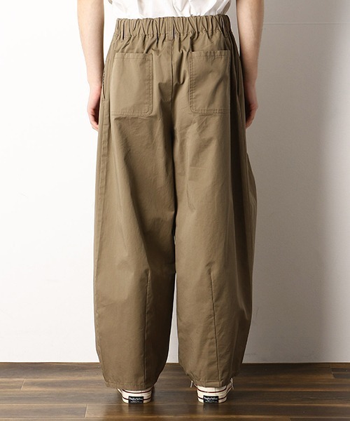 Purple&Yellow（パープルアンドイエロー）の「ワイド　テーパードパンツ（その他パンツ・メンズ・ブラック/ベージュ・SMALL/MEDIUM/LARGE/X-SMALL）」の19枚目の写真