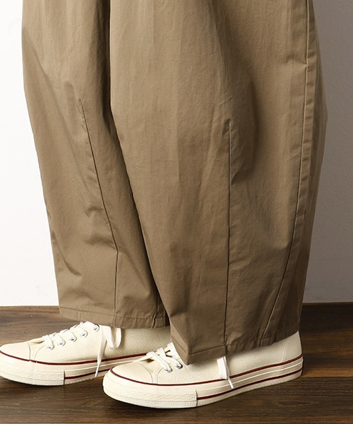 Purple&Yellow（パープルアンドイエロー）の「ワイド　テーパードパンツ（その他パンツ・メンズ・ブラック/ベージュ・SMALL/MEDIUM/LARGE/X-SMALL）」の16枚目の写真