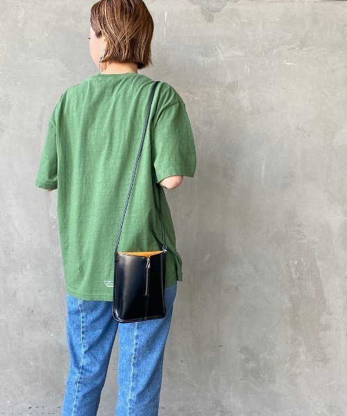 AMERICANA（アメリカーナ）の「[Americana×JEANS FACTORY/アメリカーナ×ジーンズファクトリー] 別注 硫化染め ロゴプリントビッグTシャツ（Tシャツ/カットソー・レディース・ホワイト/グリーン/スミクロ・ONE SIZE）」の17枚目の写真