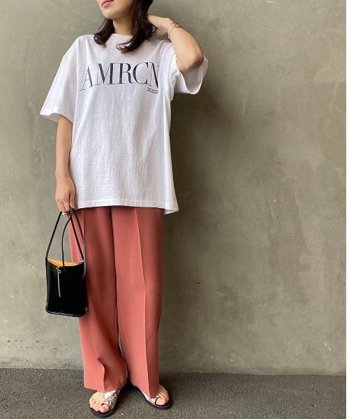 AMERICANA（アメリカーナ）の「[Americana×JEANS FACTORY/アメリカーナ×ジーンズファクトリー] 別注 硫化染め ロゴプリントビッグTシャツ（Tシャツ/カットソー・レディース・ホワイト/グリーン/スミクロ・ONE SIZE）」の13枚目の写真