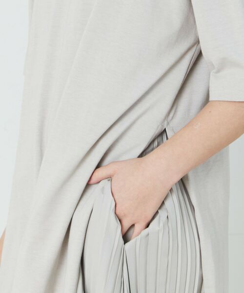 FRAPBOIS(フラボア)の「スリッT ワンピース(ワンピース・レディース・ブラック/グレー・1/0)」の8枚目の写真