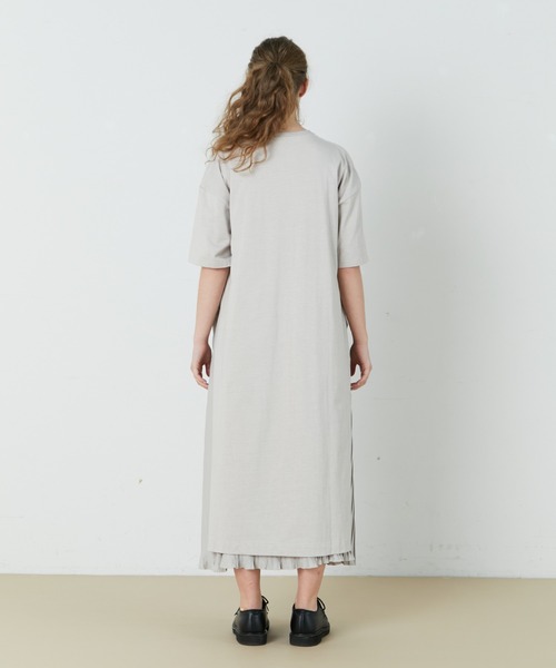 FRAPBOIS(フラボア)の「スリッT ワンピース(ワンピース・レディース・ブラック/グレー・1/0)」の18枚目の写真