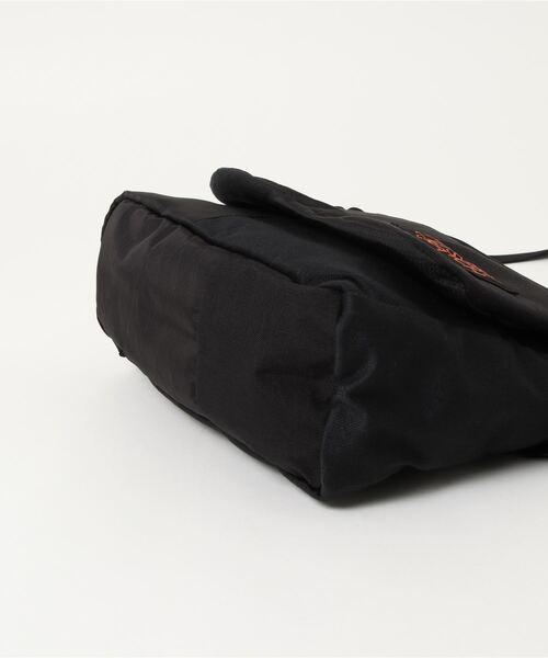 MYSTERY RANCH(ミステリーランチ)の「【MYSTERY RANCH / ミステリーランチ】SKA スカ(ショルダーバッグ・メンズ・ブラック・FREE)」の6枚目の写真