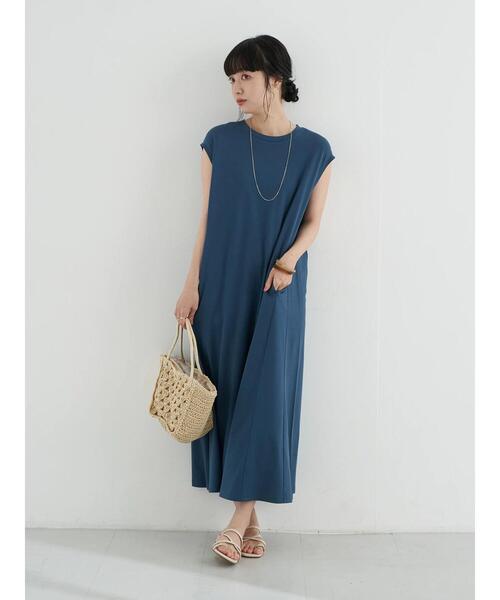 earth music&ecology（アースミュージックアンドエコロジー）の「Aラインスリーブレスカットワンピース　＊（ワンピース・レディース・ダークブラウン/グレイッシュベージュ/チャコールグレー/ブルーグリーン/ピンク系その他2・FREE）」の7枚目の写真