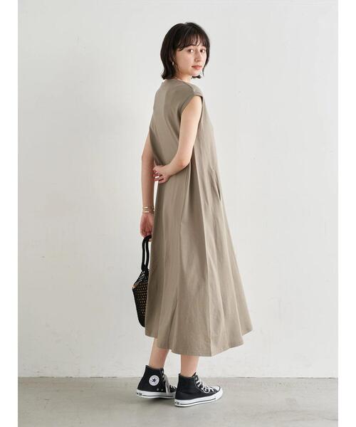 earth music&ecology（アースミュージックアンドエコロジー）の「Aラインスリーブレスカットワンピース　＊（ワンピース・レディース・ダークブラウン/グレイッシュベージュ/チャコールグレー/ブルーグリーン/ピンク系その他2・FREE）」の12枚目の写真