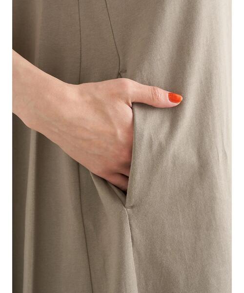 earth music&ecology（アースミュージックアンドエコロジー）の「Aラインスリーブレスカットワンピース　＊（ワンピース・レディース・ダークブラウン/グレイッシュベージュ/チャコールグレー/ブルーグリーン/ピンク系その他2・FREE）」の16枚目の写真