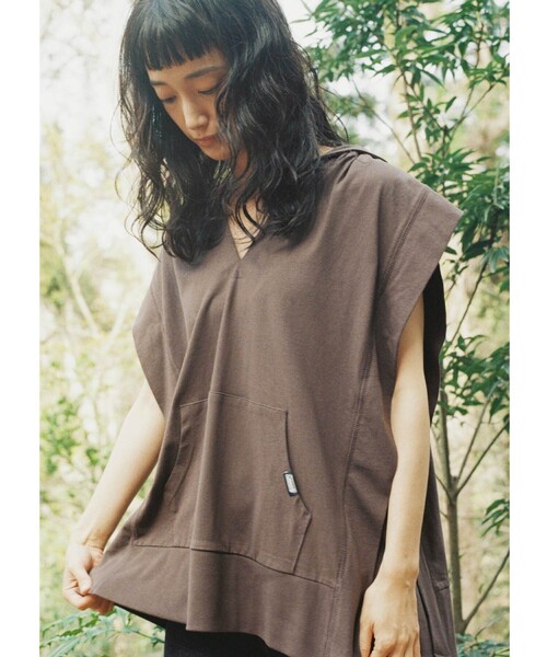 COLEMAN（コールマン）の「◆Coleman別注 キーネックフーディ（パーカー・レディース・ブラック/ブラウン系/オフホワイト/ベージュ・12）」の15枚目の写真