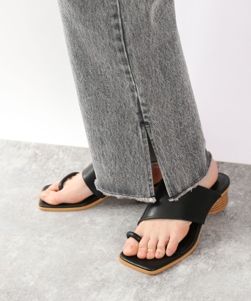 LOWRYS FARM(ローリーズファーム)の「ハイウエストスリットデニムパンツ 948667(デニムパンツ・レディース・アイボリー/チャコールグレー/オレンジ・SMALL/MEDIUM/LARGE)」の10枚目の写真