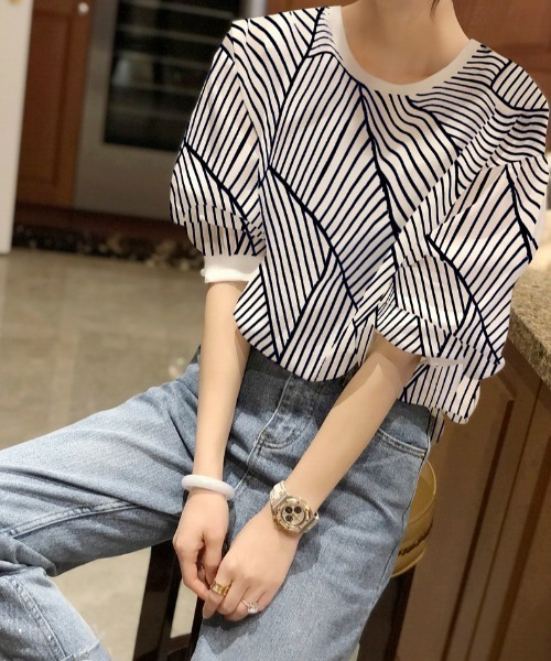 emi+（エミプラス）の「5分袖ストライプカットソー（Tシャツ/カットソー・レディース・ブラック/レッド/ブルー/モカ/グリーン/ネイビー・S/M/L）」の10枚目の写真