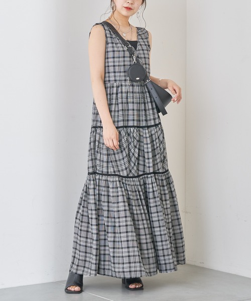 Chico（チコ）の「チェックティアードノースリワンピース（ワンピース