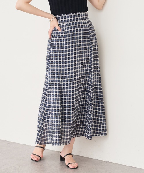 natural couture(ナチュラルクチュール)の「【WEB限定カラー有り】長さ変えられる秋色シアーチェックマーメイドスカート(スカート・レディース・ブラック系その他/ブラウン系その他/ベージュ系その他/グリーン系その他・FREE)」の19枚目の写真