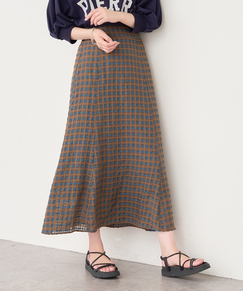 natural couture(ナチュラルクチュール)の「【WEB限定カラー有り】長さ変えられる秋色シアーチェックマーメイドスカート(スカート・レディース・ブラック系その他/ブラウン系その他/ベージュ系その他/グリーン系その他・FREE)」の15枚目の写真