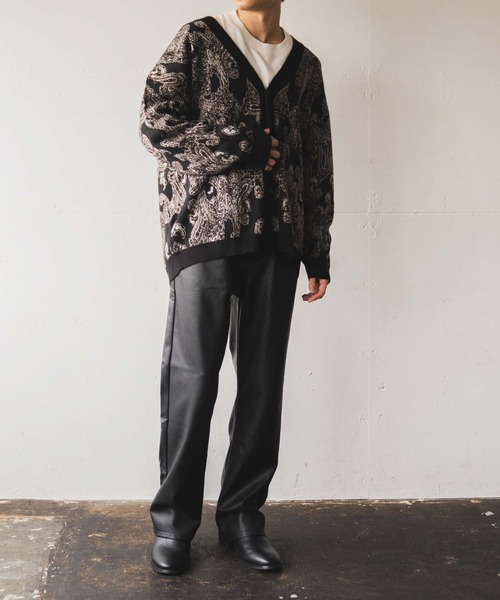 WEGO（ウィゴー）の「WEGO/フェイクレザーセミフレアパンツ（スラックス・メンズ・ブラック・MEDIUM/LARGE）」の20枚目の写真