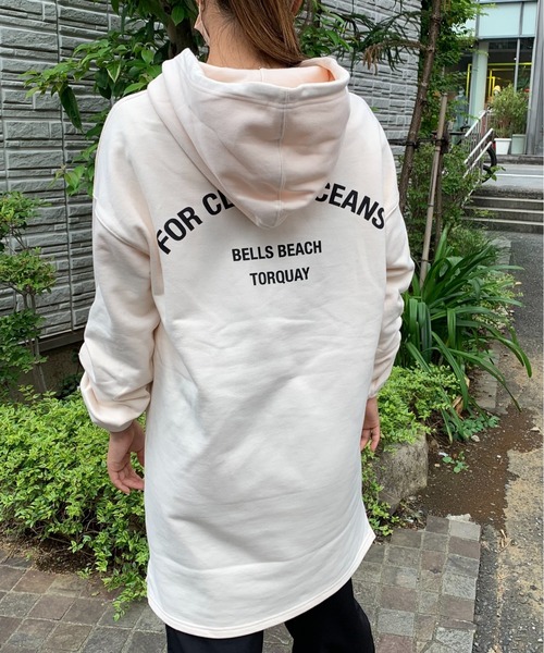 PIPING HOT FUTURE（パイピングホットフューチャー）の「LS OVERSIZE CARGO CLIP HOODIE DRESS（スウェット・レディース・シャンパン・XS/L/S/M）」の4枚目の写真