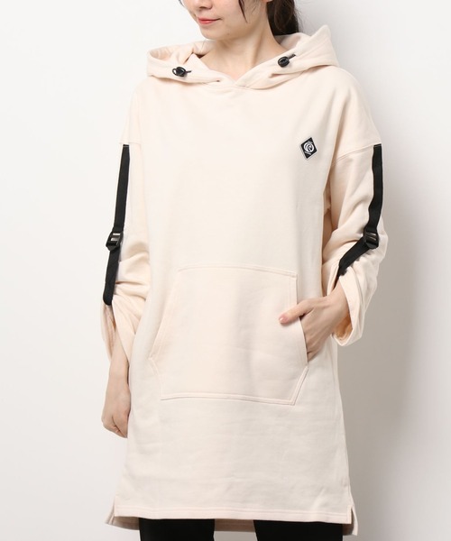 PIPING HOT FUTURE（パイピングホットフューチャー）の「LS OVERSIZE CARGO CLIP HOODIE DRESS（スウェット・レディース・シャンパン・XS/L/S/M）」の7枚目の写真