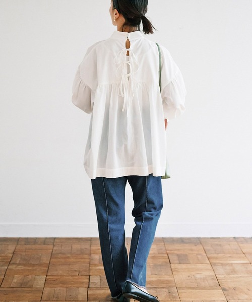 avecmoi(アヴェクモワ)の「【佐藤かなさんプロデュース】 アヴェクモワ バックリボンギャザーブラウス〈白〉(シャツ/ブラウス・レディース・ホワイト・MEDIUM/LARGE)」の12枚目の写真