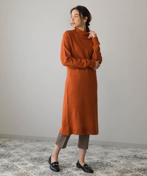 Bou Jeloud(ブージュルード)の「モヘヤ混サイド釦ロングニットワンピース(ワンピース・レディース・ライトグレー/オレンジ/モカ・FREE)」の8枚目の写真