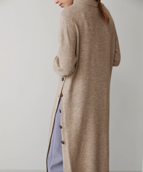 Bou Jeloud(ブージュルード)の「モヘヤ混サイド釦ロングニットワンピース(ワンピース・レディース・ライトグレー/オレンジ/モカ・FREE)」の7枚目の写真