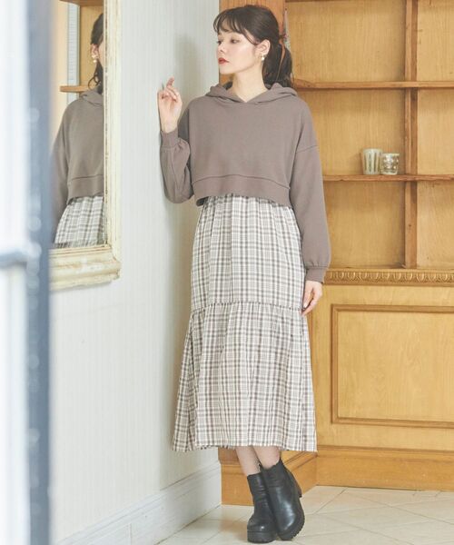 MAJESTIC LEGON(マジェスティックレゴン)の「レディコンシャスワンピース(ワンピース・レディース・カーキオリーブ/ブラック系その他/ブラウン系その他2・SMALL/MEDIUM)」の3枚目の写真