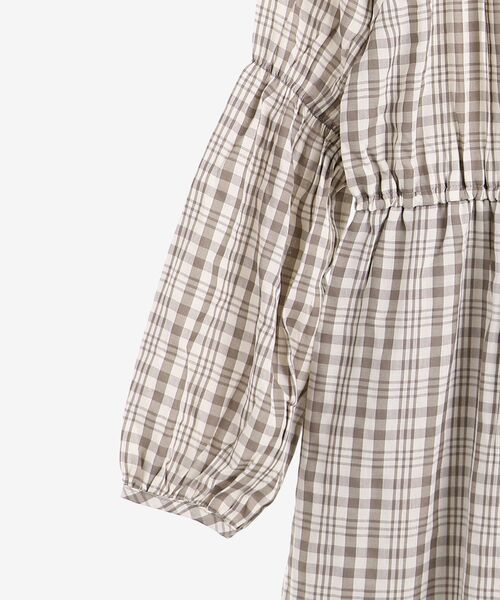 MAJESTIC LEGON(マジェスティックレゴン)の「レディコンシャスワンピース(ワンピース・レディース・カーキオリーブ/ブラック系その他/ブラウン系その他2・SMALL/MEDIUM)」の6枚目の写真