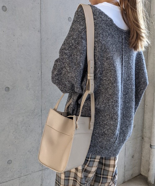 Per sist ence(パーシエンス)の「Per sist ence/パーシエンス アンゴラタッチ Vネックプルオーバー(ニット/セーター・レディース・チャコールグレー/ベージュ/アイボリー・FREE)」の19枚目の写真