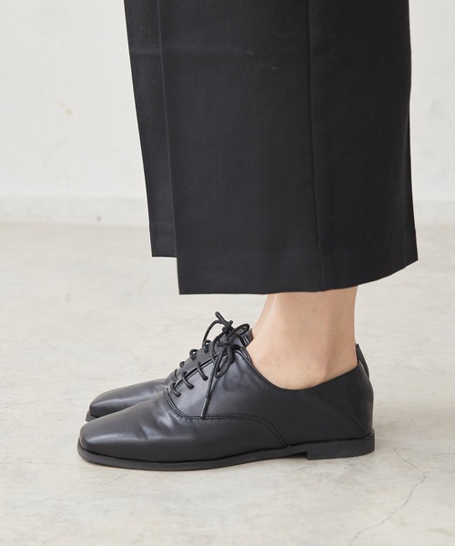 menue(メヌエ)の「スクエアトゥ オックスフォードシューズ 2wayバブーシュ(ドレスシューズ・レディース・アイボリー/ブラック・XS/S/M/L/LL/3L)」の21枚目の写真