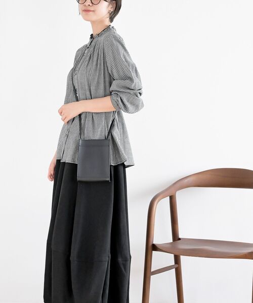 rps（アールピーエス）の「ネル起毛多釦襟フリルブラウス（シャツ/ブラウス・レディース・ブラック/ブラウン/オフホワイト/ブラック系その他2/ネイビー/マスタード/ベージュ系その他・M/フリー）」の16枚目の写真