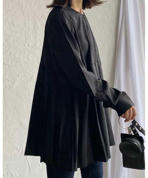 She's Closet（シーズクローゼット）の「タックプリーツAラインフレア長袖チュニックブラウス（チュニック・レディース・ホワイト/ブラック/ダークグリーン/ベージュ・FREE）」の8枚目の写真