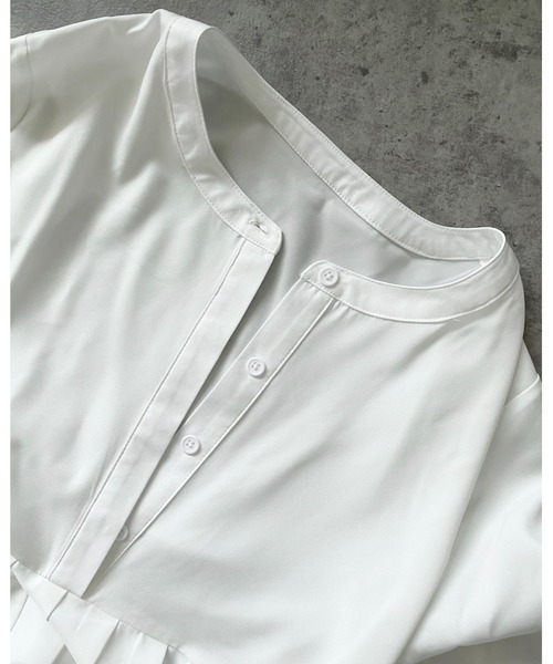 She's Closet（シーズクローゼット）の「タックプリーツAラインフレア長袖チュニックブラウス（チュニック・レディース・ホワイト/ブラック/ダークグリーン/ベージュ・FREE）」の10枚目の写真