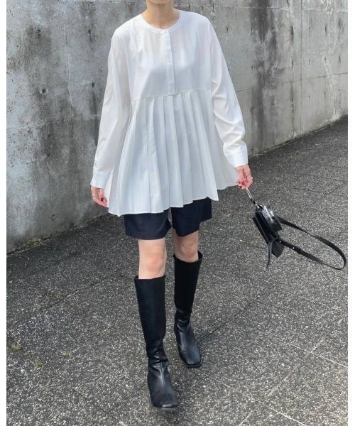She's Closet（シーズクローゼット）の「タックプリーツAラインフレア長袖チュニックブラウス（チュニック・レディース・ホワイト/ブラック/ダークグリーン/ベージュ・FREE）」の17枚目の写真