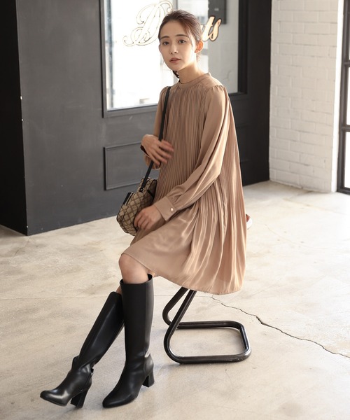 Andemiu(アンデミュウ)の「ロングブーツ256360(ブーツ・レディース・ブラック/ベージュ・SMALL/MEDIUM/LARGE)」の6枚目の写真