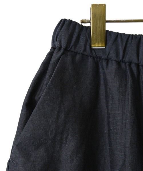 marka（マーカ）の「marka / マーカ：COCOON FIT EASY PANTS - CUPRO LINEN COTTON CLOTH -：M22A-17PT01C[COR]（その他パンツ・メンズ・チャコールグレー/グリーン・1/2/3）」の6枚目の写真