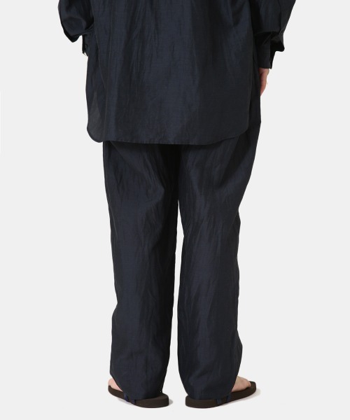 marka（マーカ）の「marka / マーカ：COCOON FIT EASY PANTS - CUPRO LINEN COTTON CLOTH -：M22A-17PT01C[COR]（その他パンツ・メンズ・チャコールグレー/グリーン・1/2/3）」の11枚目の写真