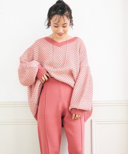 vis-`a-vis（ビサビ）の「【WEB限定】【高橋愛コラボ】スリット入りニットパンツ【セットアップ対応】（スラックス・レディース・ピンク/ブラック/オフホワイト・S/M）」の11枚目の写真