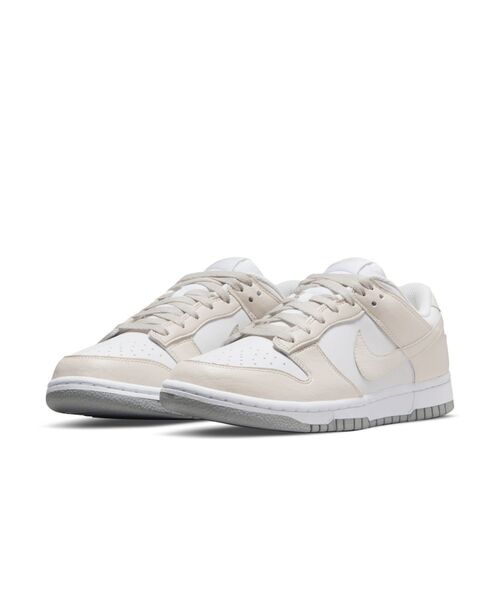 NIKE（ナイキ）の「ナイキ ダンク LOW ネクスト ネイチャー ウィメンズシューズ / Nike Dunk Low Next Nature Women's Shoes＜22-29cm 展開＞（スニーカー・レディース・ホワイト/ホワイト系その他2/ホワイト系その他3/クリーム/ホワイト系その他4/イエロー系その他・23/24/25/26/27/28/22/29/28.5/25.5/26.5/27.5/22.5/24.5/23.5）」の14枚目の写真