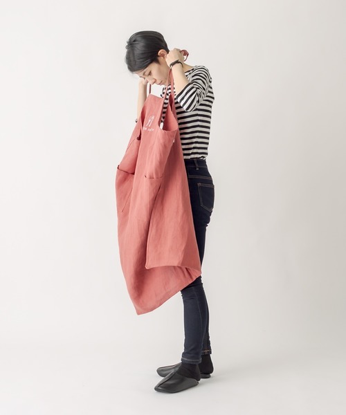 CUISINE HABITS（クイジーヌハビッツ）の「【CUiSiNE HABiTS】リネンロング エプロン（エプロン・レディース・グレー/レッド/カーキ・フリー）」の5枚目の写真