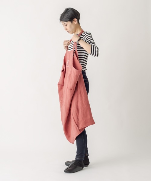 CUISINE HABITS（クイジーヌハビッツ）の「【CUiSiNE HABiTS】リネンロング エプロン（エプロン・レディース・グレー/レッド/カーキ・フリー）」の6枚目の写真