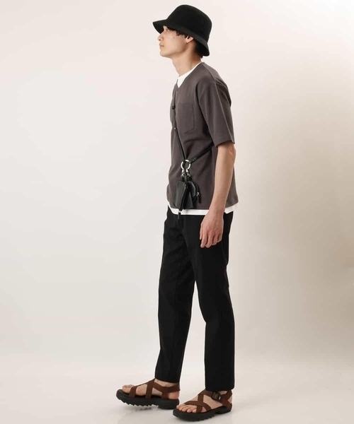 a.v.v（アーヴェヴェ）の「【ユニセックス】リングトリプルケース（ショルダーバッグ・メンズ・ブラック・46）」の7枚目の写真