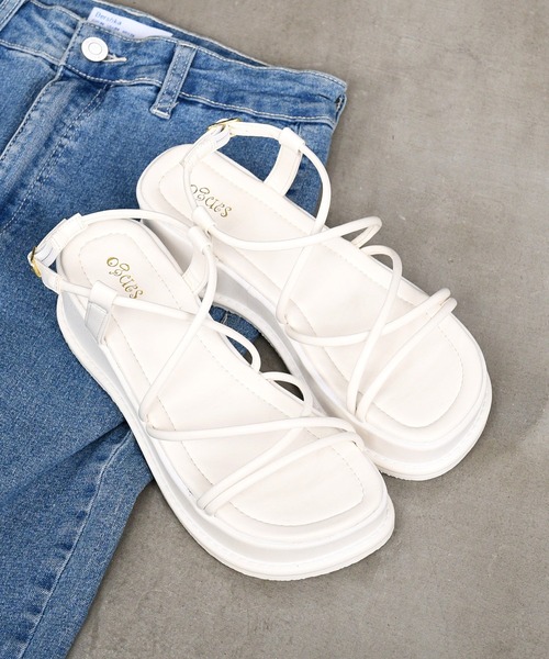 sango（sango）の「厚底ナローストラップサンダル（サンダル・レディース・ホワイト/グリーン/イエロー/グレー/ベージュ/ブラック・M/L/LL/3L/SS/S）」の9枚目の写真