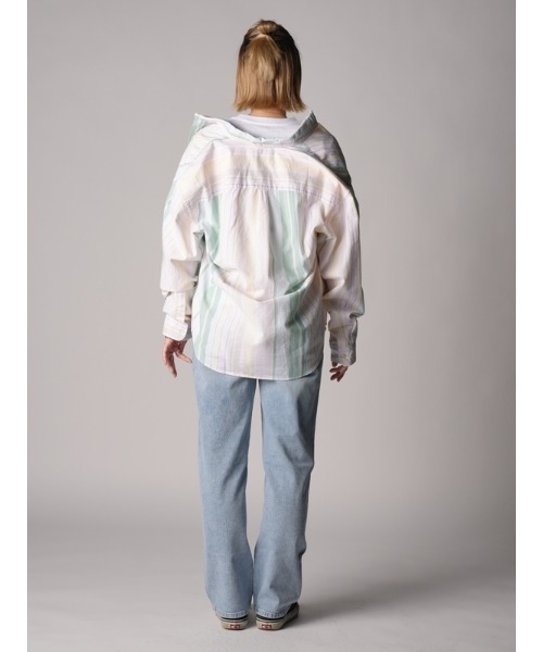 GAP（ギャップ）の「ストライプ オックスフォード スタンダードフィットシャツ（シャツ/ブラウス・メンズ・ピンク/ブルー・M/S/L/XL/XS）」の15枚目の写真