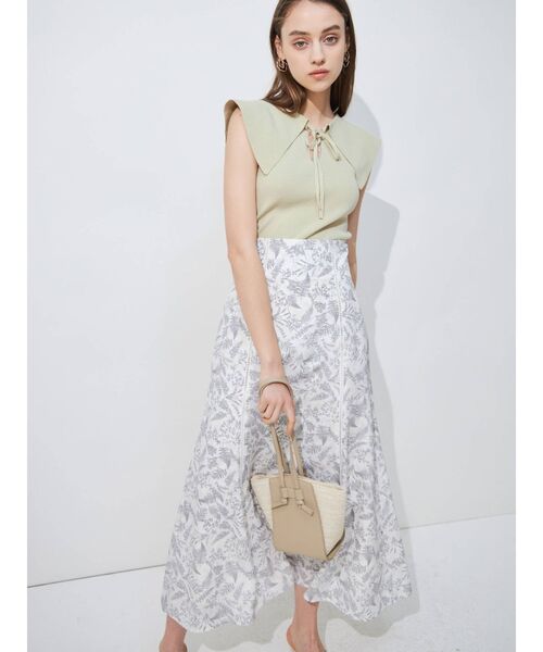 MERCURYDUO（マーキュリーデュオ）の「ボタニカルフラワーセミフレアスカート（スカート・レディース・ピンク/ブルー/アイボリー・SMALL/MEDIUM）」の8枚目の写真