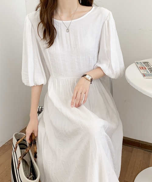 ABITOKYO(アビトーキョー)の「ボリューム袖ロングワンピース(ワンピース・レディース・ブラック/ホワイト・FREE)」の19枚目の写真