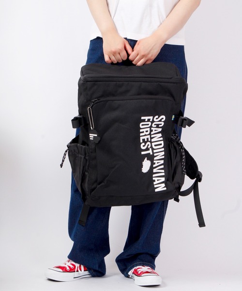SCANDINAVIAN FOREST(スカンジナビアン・フォレスト)の「SCANDINAVIAN FOREST 15ポケットスクエアバックパック(バックパック/リュック・メンズ・ブラック×ブラック/ブラック×ホワイト・FREE)」の3枚目の写真