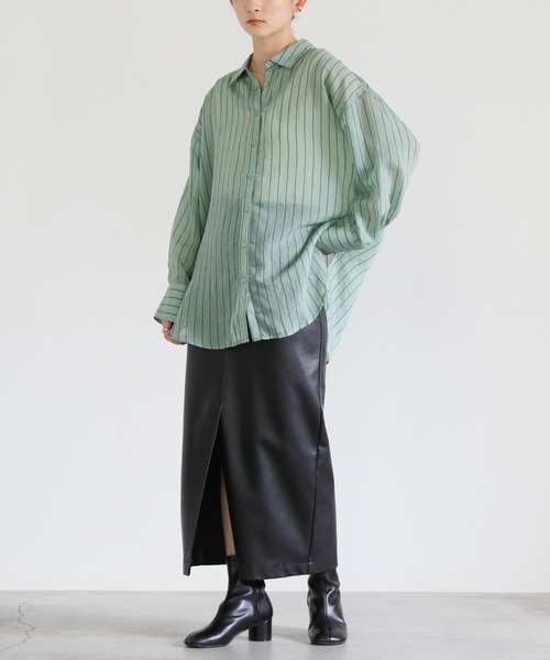 select MOCA（セレクトモカ）の「2022 AW シアーストライプビッグシャツ（シャツ/ブラウス・レディース・ブラウン/グリーン/アイボリー・FREE）」の5枚目の写真