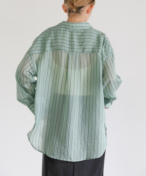 select MOCA（セレクトモカ）の「2022 AW シアーストライプビッグシャツ（シャツ/ブラウス・レディース・ブラウン/グリーン/アイボリー・FREE）」の17枚目の写真