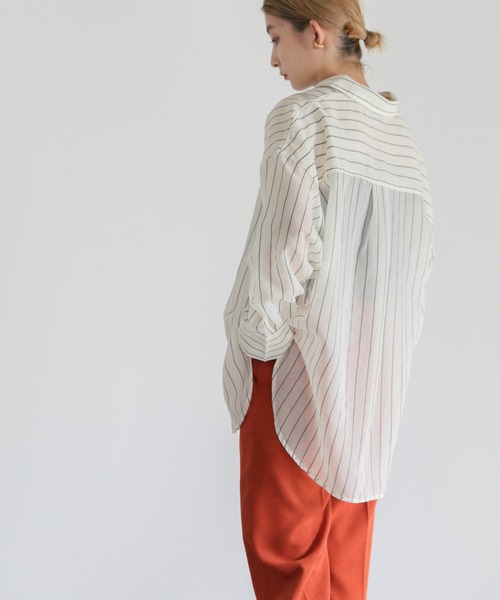 select MOCA（セレクトモカ）の「2022 AW シアーストライプビッグシャツ（シャツ/ブラウス・レディース・ブラウン/グリーン/アイボリー・FREE）」の22枚目の写真
