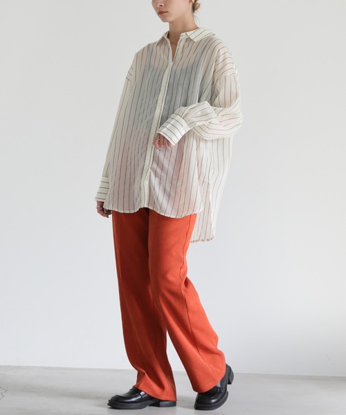 select MOCA（セレクトモカ）の「2022 AW シアーストライプビッグシャツ（シャツ/ブラウス・レディース・ブラウン/グリーン/アイボリー・FREE）」の6枚目の写真